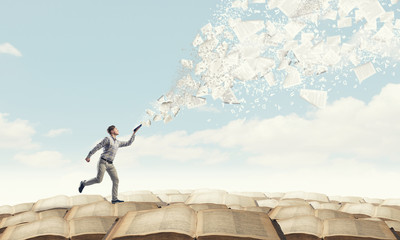 做梦梦到自己大姨妈来了